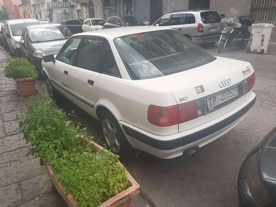 Usata Audi 80 90 CV (66 kW) 1993 Bianco Berlina