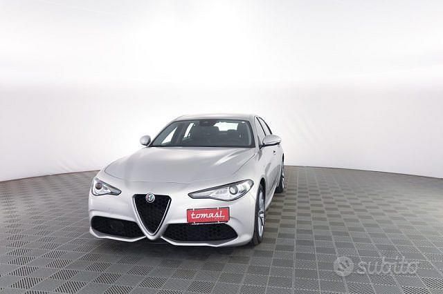 Usata Alfa Romeo Giulia Veloce 210 CV (154 kW) 2018 Grigio Berlina