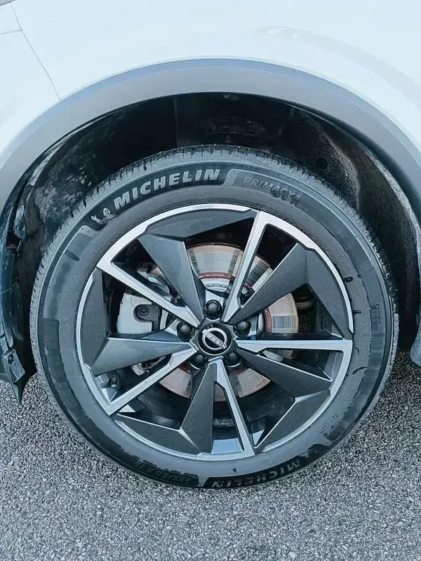 Usata Nissan Qashqai Tekna 158 CV (116 kW) 2023 Bianco SUV