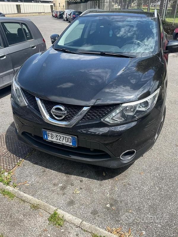 Usata Nissan Qashqai 131 CV (96 kW) 2015 Nero SUV
