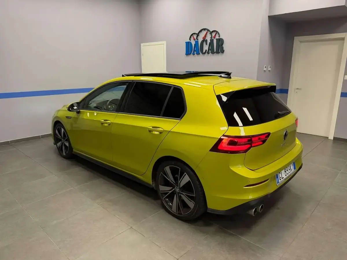 Usata VW Golf VIII GTD 200 CV (147 kW) 2021 Lime yellow Berlina