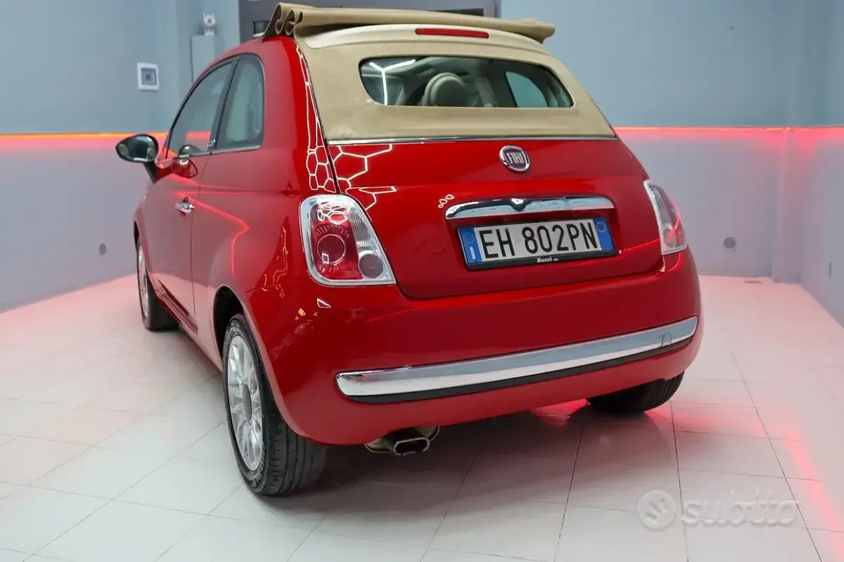 Usata Fiat 500C Lounge 69 CV (50 kW) 2011 Rosso Cabrio