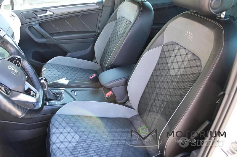 Usata VW Tiguan R-line 150 CV (110 kW) 2022 Bianco SUV