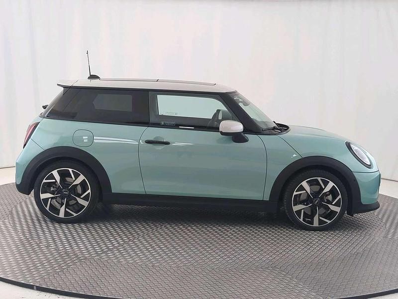 Usata Mini Cooper S Classic 204 CV (150 kW) 2024 Verde Utilitaria