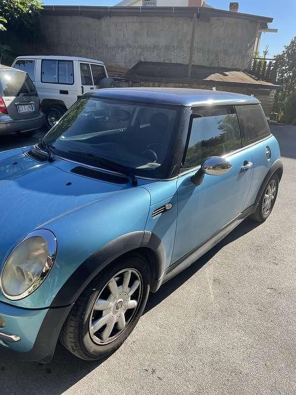 Usata Mini One D 75 CV (55 kW) 2004 Utilitaria