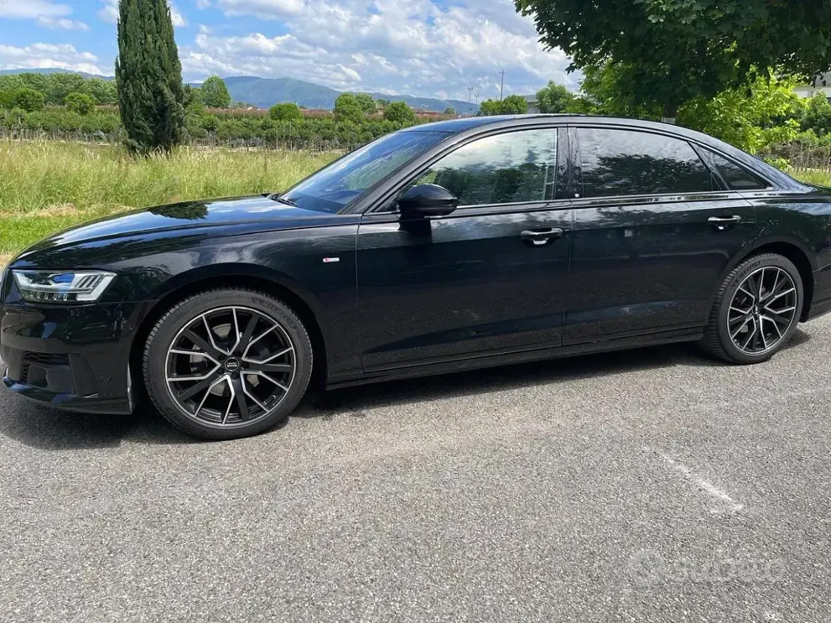 Usata Audi A8L Ambiente 286 CV (210 kW) 2019 Nero Berlina