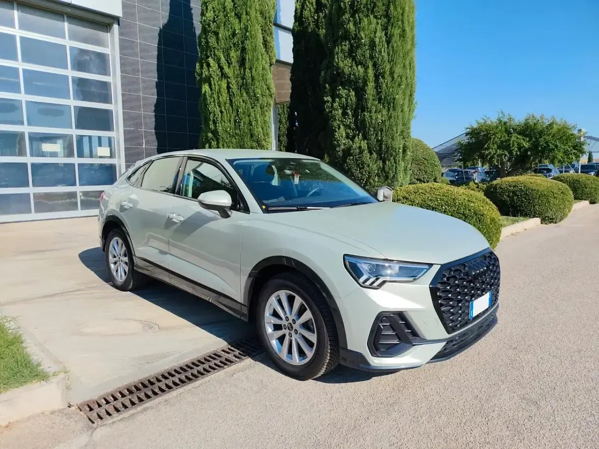 Usata Audi Q3 Business Plus 150 CV (110 kW) 2025 Argento SUV