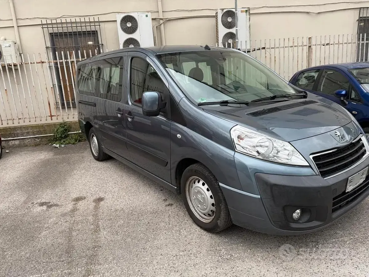 Usata Peugeot TePee Active 128 CV (94 kW) 2014 Grigio Monovolume