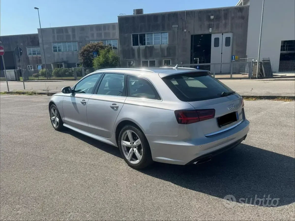 Usata Audi A6 Business 190 CV (139 kW) 2016 Grigio Station wagon