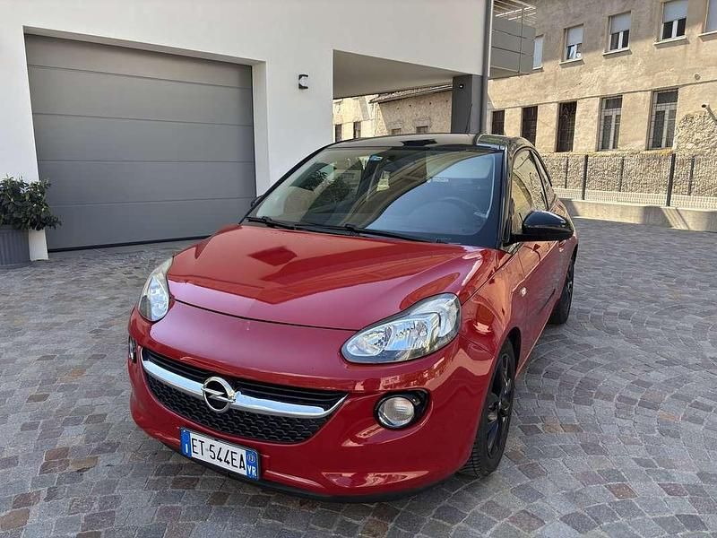 Usata Opel Adam Slam 70 CV (51 kW) 2013 Rosso Utilitaria