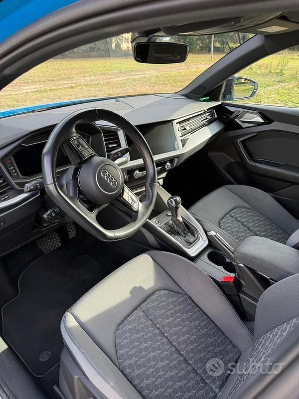 Usata Audi A1 Sportback Ambiente 150 CV (110 kW) 2021 Blu Utilitaria