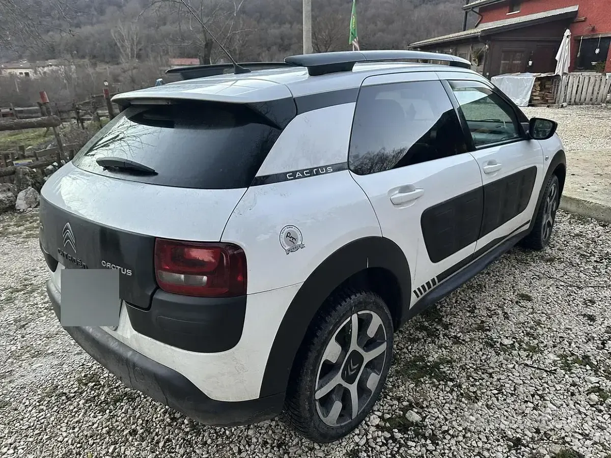 Usata Citroën C4 Cactus 82 CV (60 kW) 2017 Bianco Utilitaria