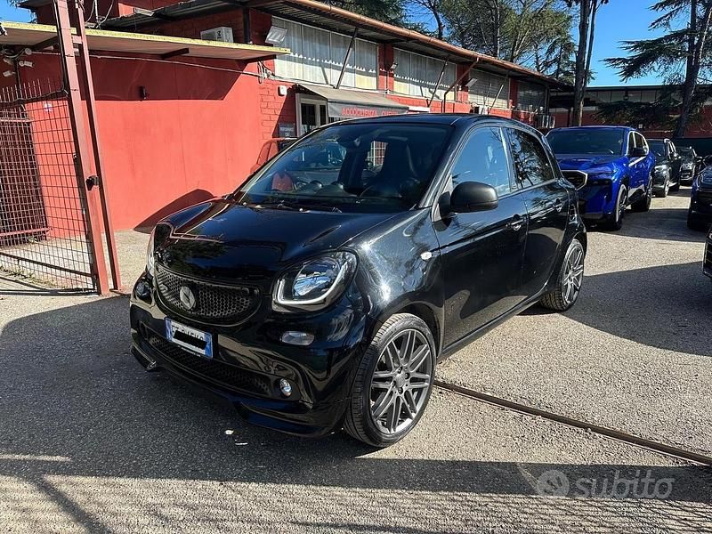 Usata Smart ForFour Brabus 109 CV (80 kW) 2017 Nero Utilitaria