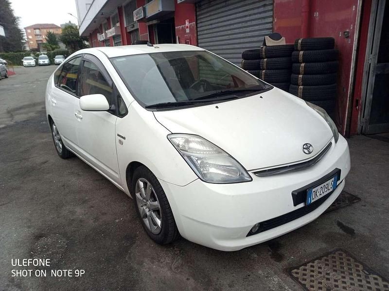 Usata Toyota Prius 77 CV (56 kW) 2007 Bianco Utilitaria