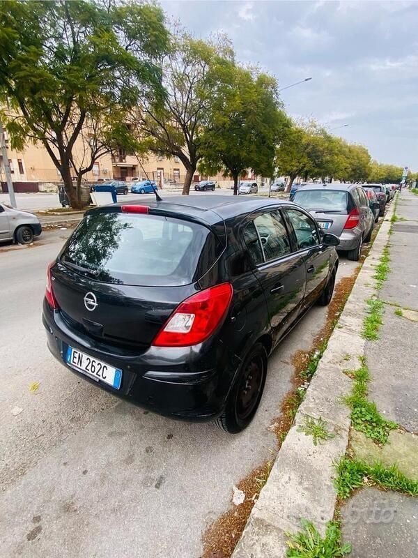 Usata Opel Corsa 75 CV (55 kW) 2012 Utilitaria