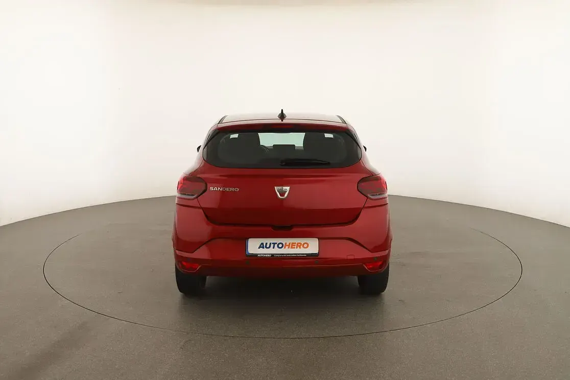 Usata Dacia Sandero Comfort 91 CV (66 kW) 2022 Rosso
