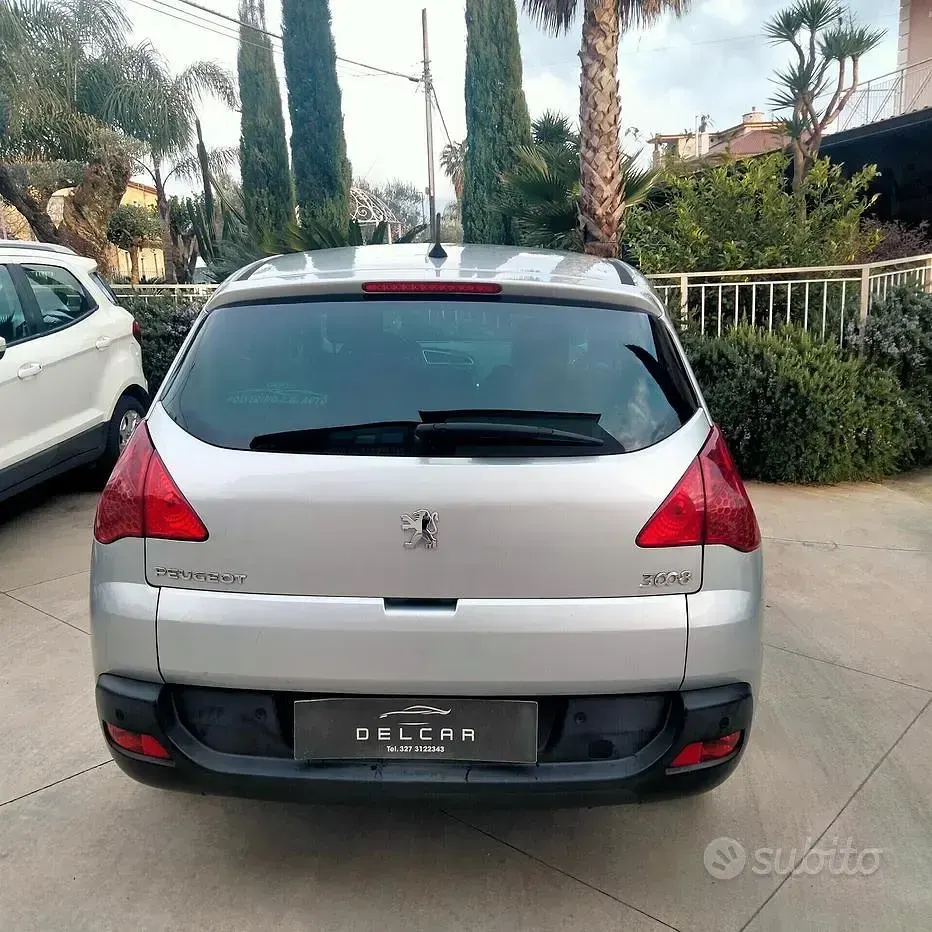 Usata Peugeot 3008 Premium 109 CV (80 kW) 2009 Grigio Station wagon