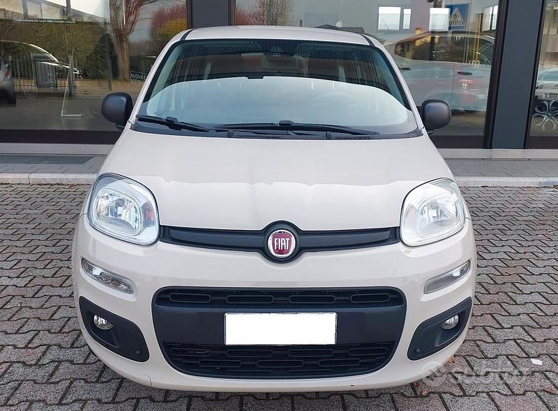 Usata Fiat Panda Easy 69 CV (50 kW) 2017 Utilitaria