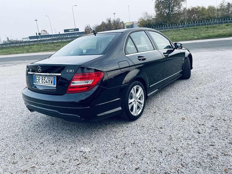 Usata Mercedes C220 Avantgarde 170 CV (125 kW) 2013 Other Berlina