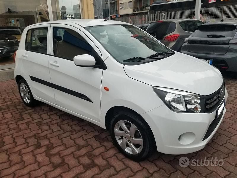 Usata Suzuki Celerio Style 68 CV (50 kW) 2017 Beige Utilitaria