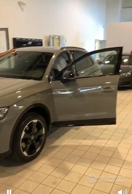 Usata Audi Q5 S-Line 190 CV (139 kW) 2019 Grigio SUV