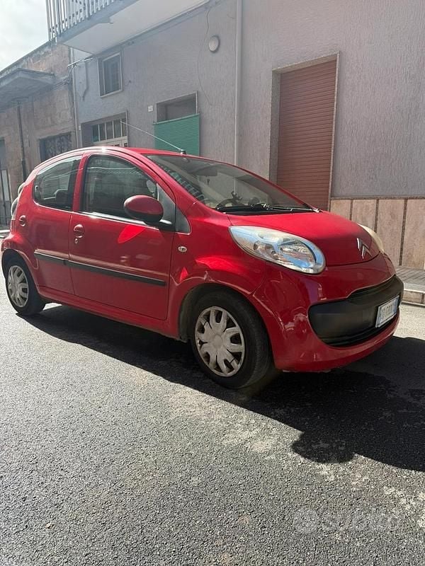 Usata Citroën C1 55 CV (40 kW) 2006 Rosso Utilitaria