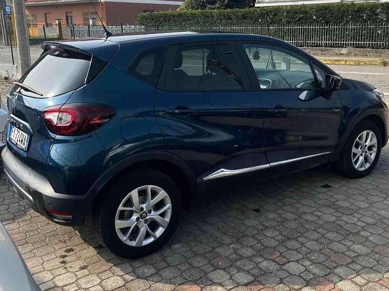 Usata Renault Captur 90 CV (66 kW) 2019 Blu/azzurro SUV