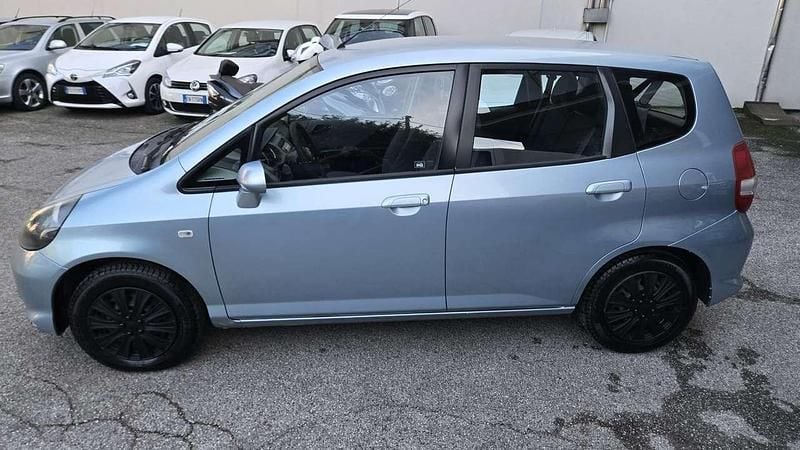 Usata Honda Jazz 77 CV (56 kW) 2005 Grigio Utilitaria