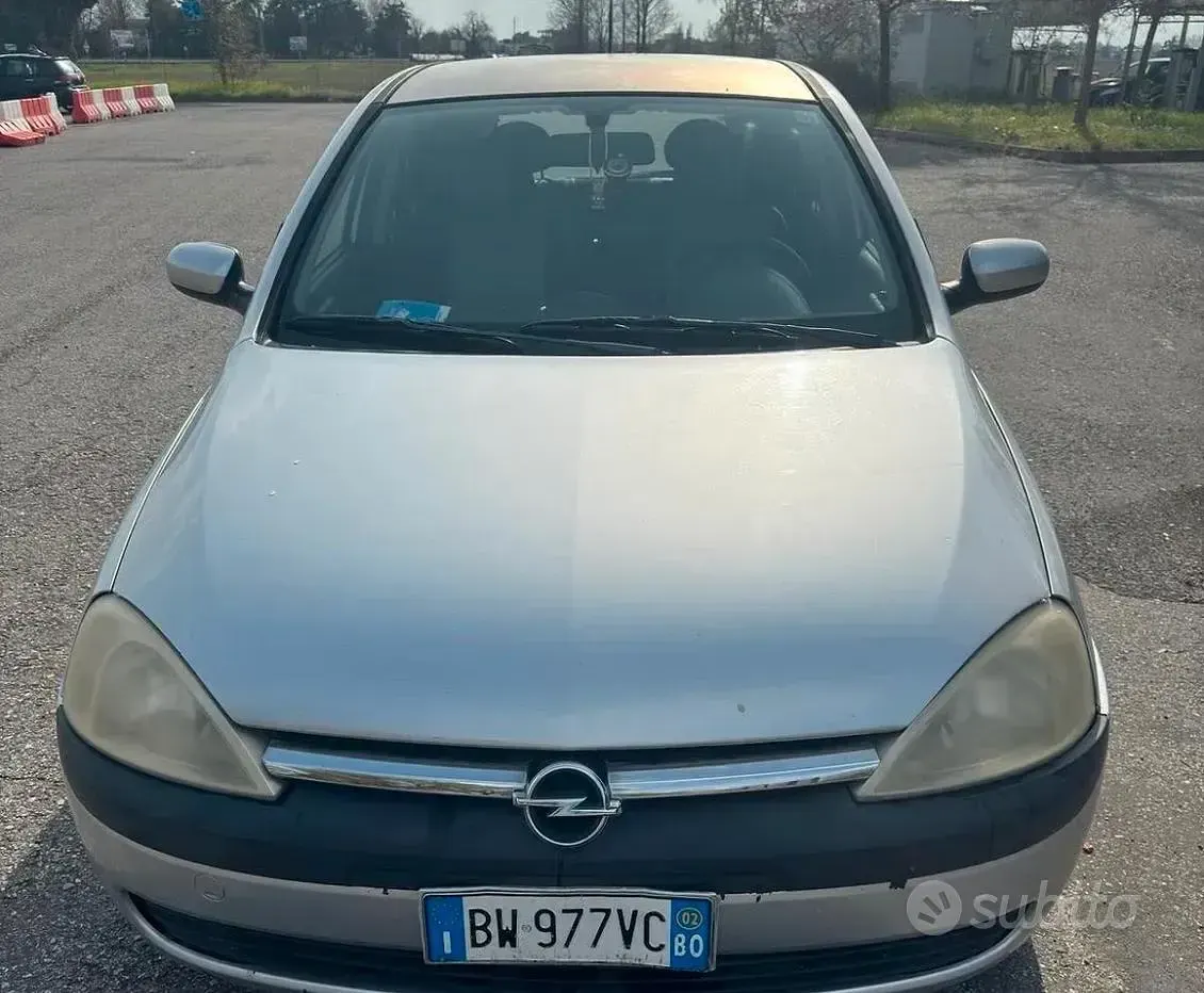 Usata Opel Corsa 75 CV (55 kW) 2002 Utilitaria