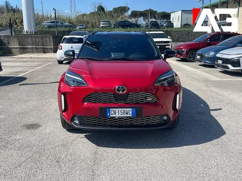 Usata Toyota Yaris Cross Sport 116 CV (85 kW) 2023 Rosso SUV