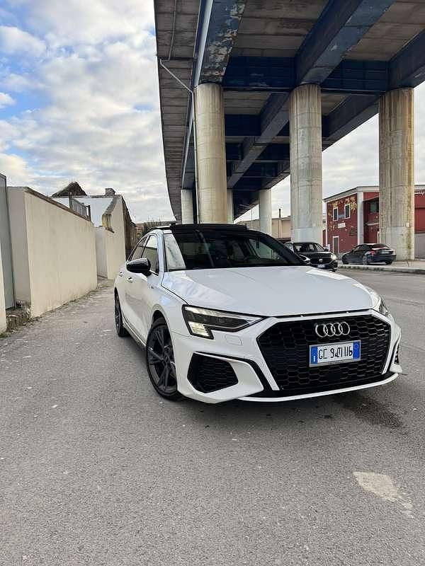 Usata Audi A3 S-Line 150 CV (110 kW) 2021 Nero Berlina