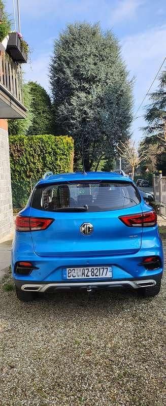 Usata MG ZS Luxury 111 CV (81 kW) 2021 Blu/azzurro SUV