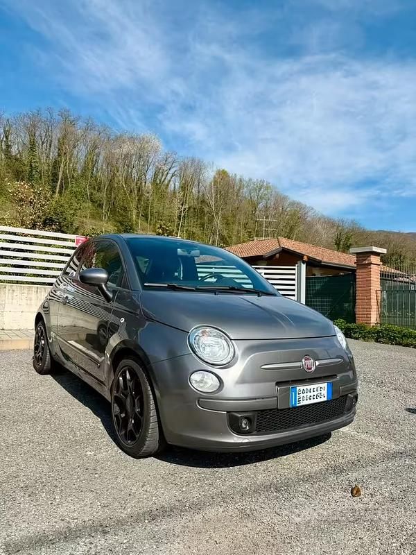 Usata Fiat 500 86 CV (63 kW) 2011 Grigio Utilitaria