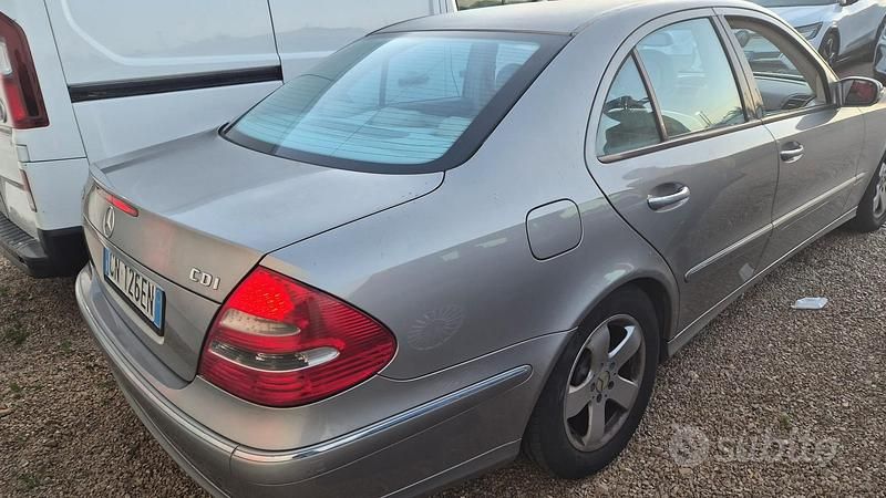 Usata Mercedes C270 193 CV (141 kW) 2004 Berlina