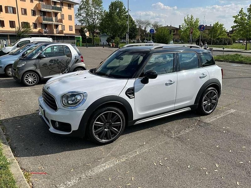 Begagnad Mini Cooper D Countryman Hype 150 HK (110 kW) 2018 Vit SUV