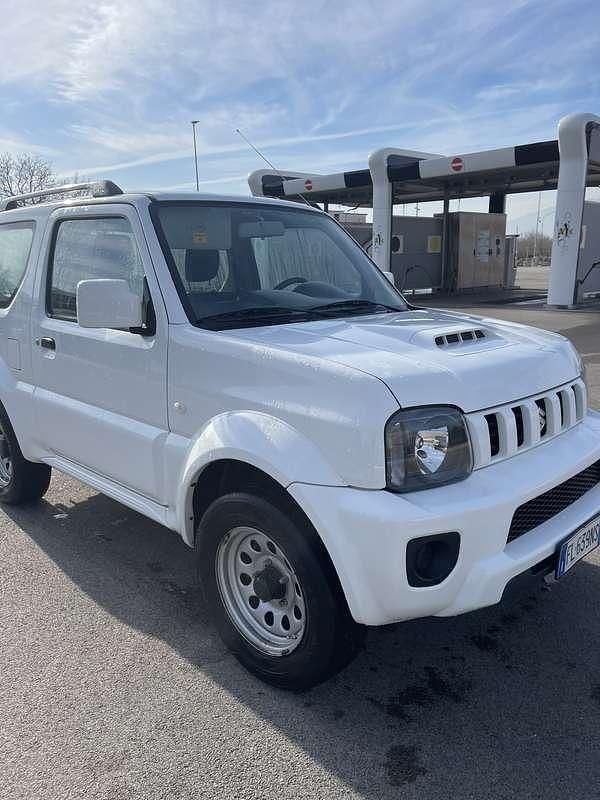 Usata Suzuki Jimny 86 CV (63 kW) 2017 SUV