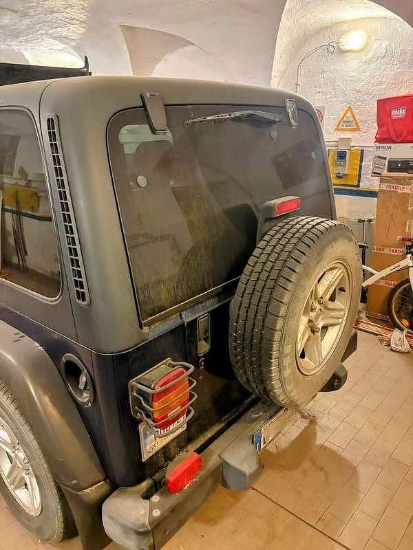 Blu/azzurro Usata 2002 Jeep Wrangler Sport SUV | 9500 € (Super prezzo) - Immagine 1/4
