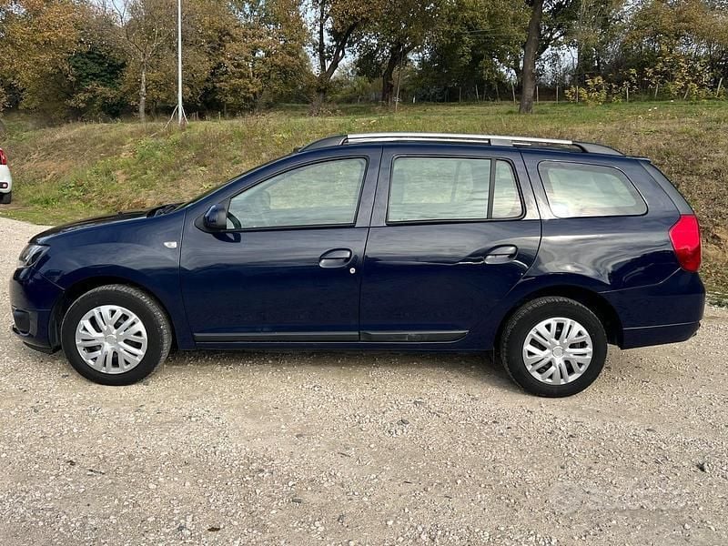 Usata Dacia Logan MCV Lauréate 89 CV (65 kW) 2016 Blu Station wagon