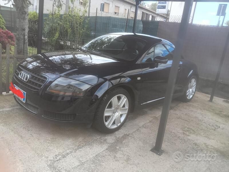 Usata Audi TT Ambiente 225 CV (165 kW) 2006 Blu/azzurro Coupé