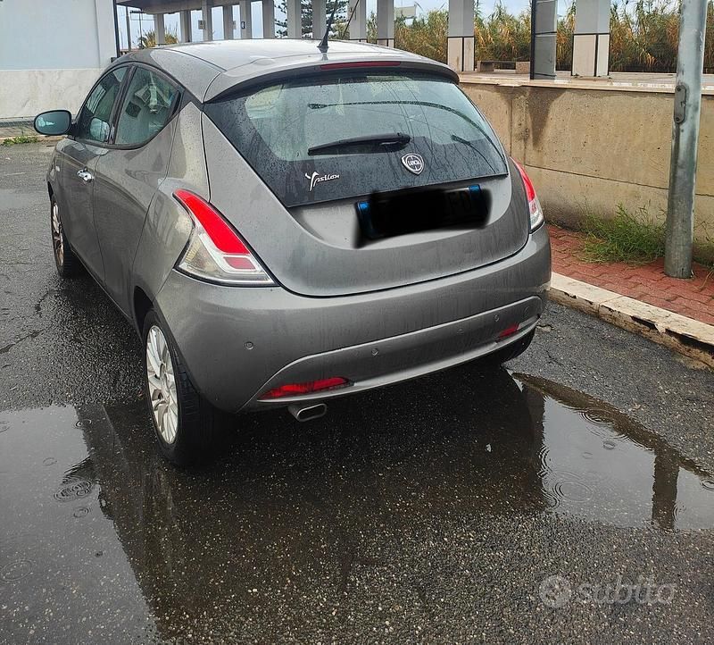 Usata Lancia Ypsilon 95 CV (69 kW) 2018 Utilitaria