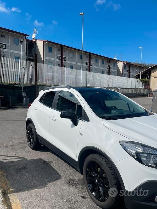 Usata Opel Mokka Cosmo 136 CV (100 kW) 2016 Bianco SUV
