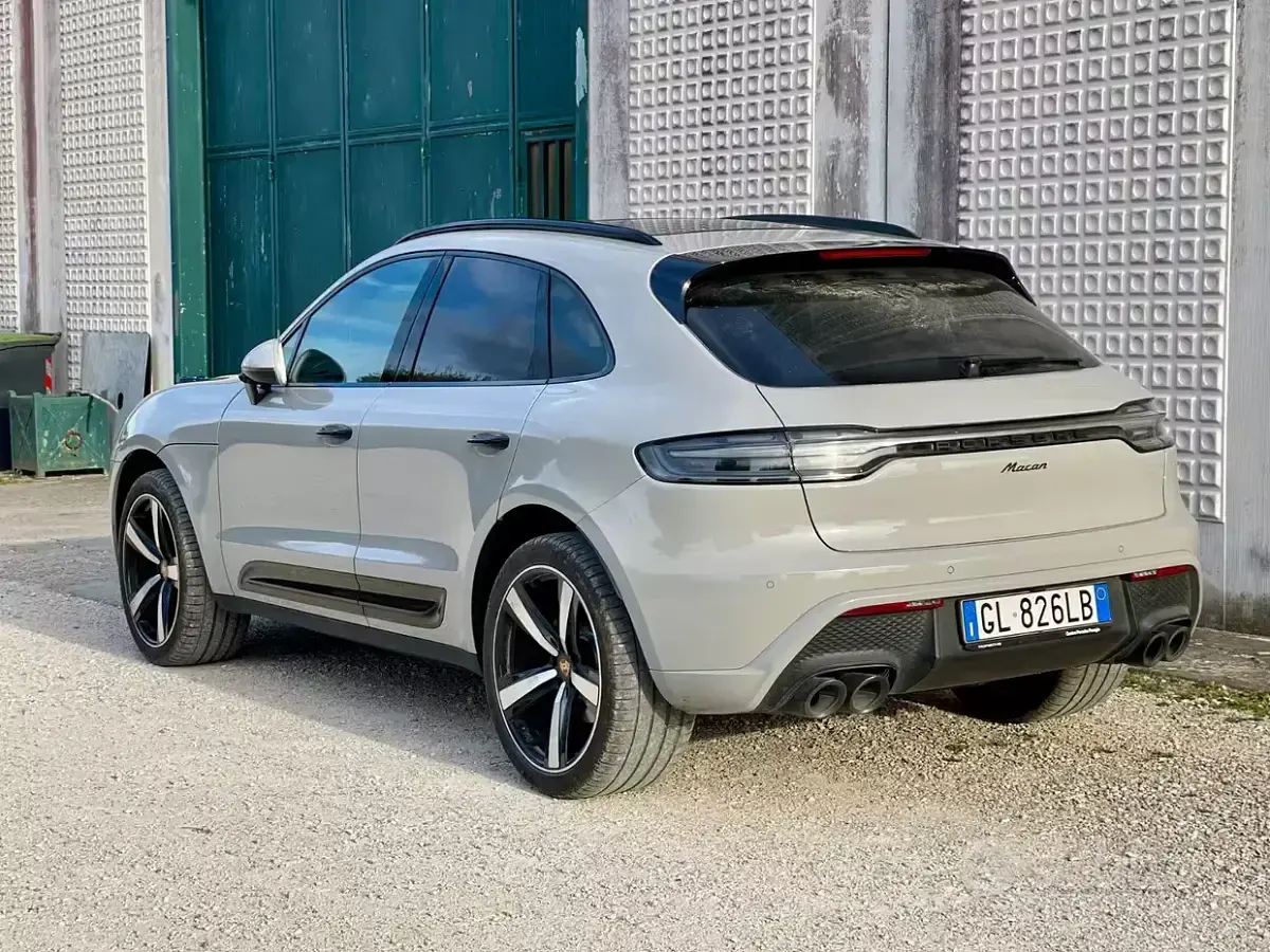Usata Porsche Macan 265 CV (194 kW) 2022 Grigio SUV
