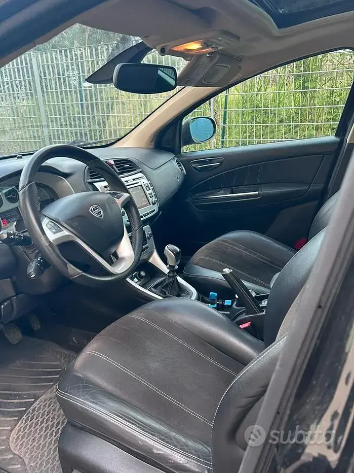 Usata Lancia Delta Platinum 150 CV (110 kW) 2009 Nero Utilitaria