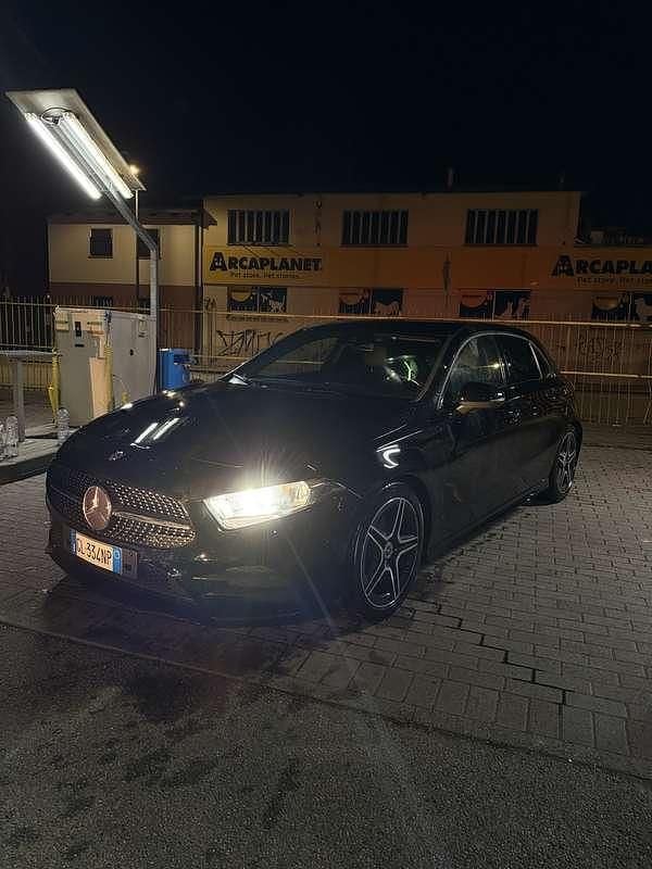 Usata Mercedes A180 Premium 116 CV (85 kW) 2020 Berlina