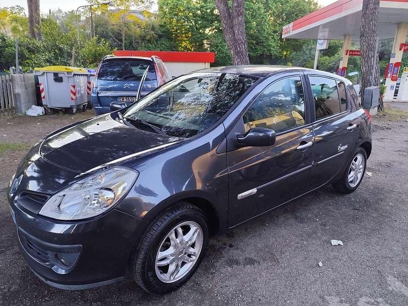 Gebraucht Renault Clio II Rip Curl 75 PS (55 kW) 2008 Limousine