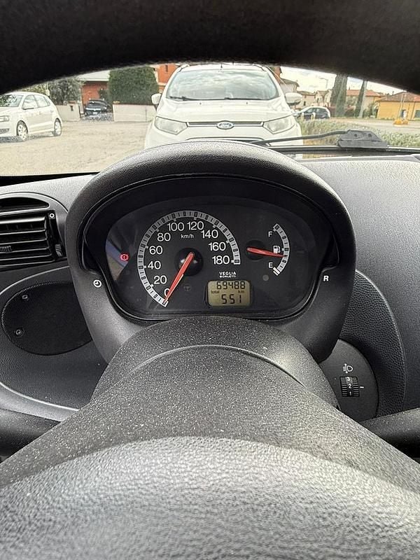 Usata Fiat 600 2004 Blu Berlina