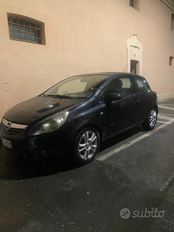 Usado Opel Corsa 80 HP (58 kW) 2007 Preto Citadino