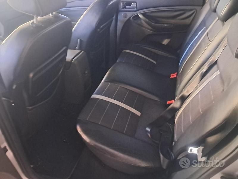 Usata Ford Kuga Titanium 136 CV (100 kW) 2008 Grigio SUV