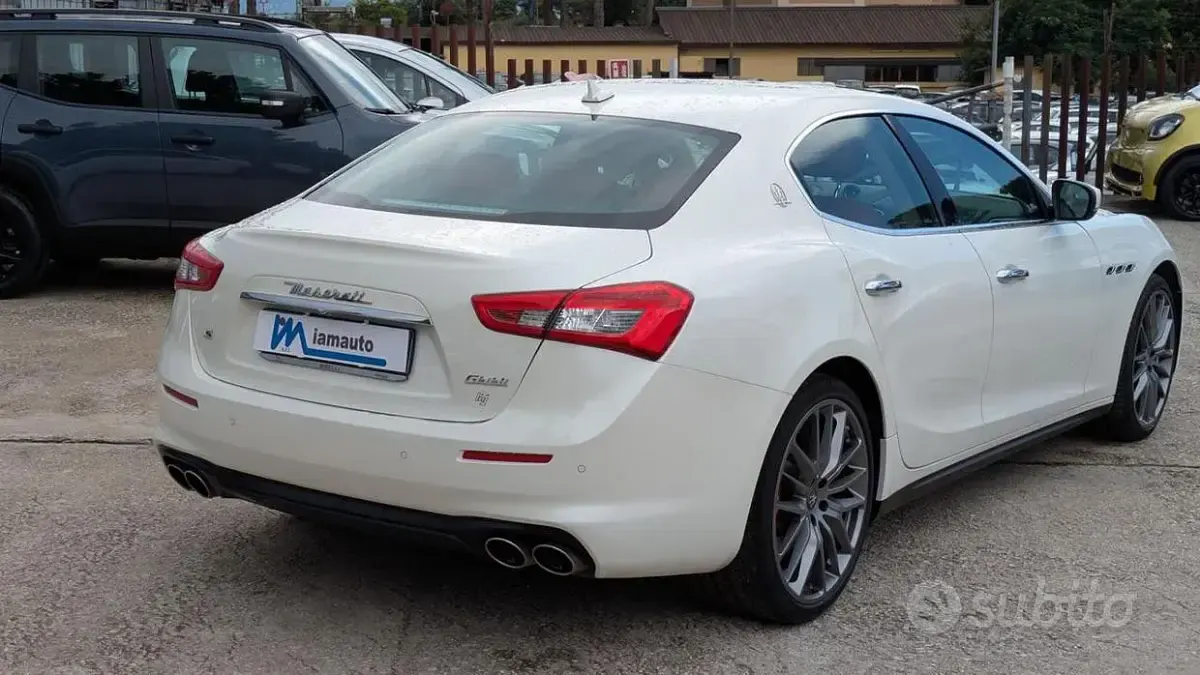 Usata Maserati Ghibli 430 CV (316 kW) 2019 Bianco Berlina