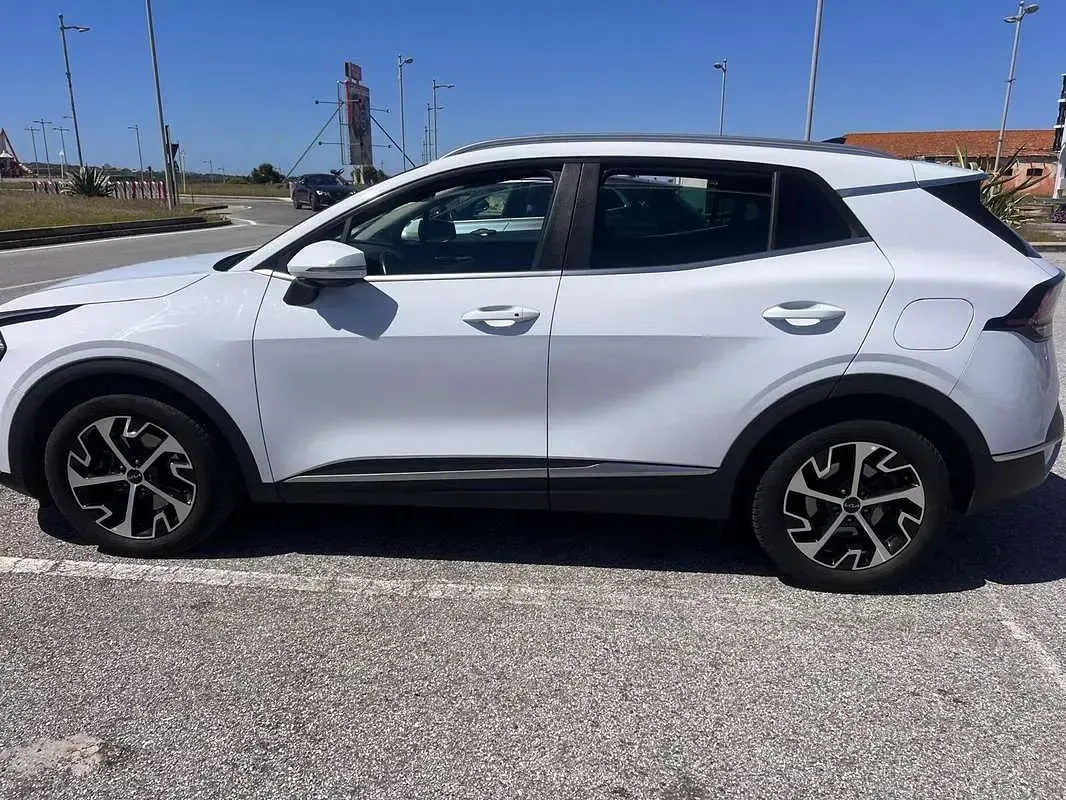 Usata Kia Sportage Style 136 CV (100 kW) 2022 Bianco SUV